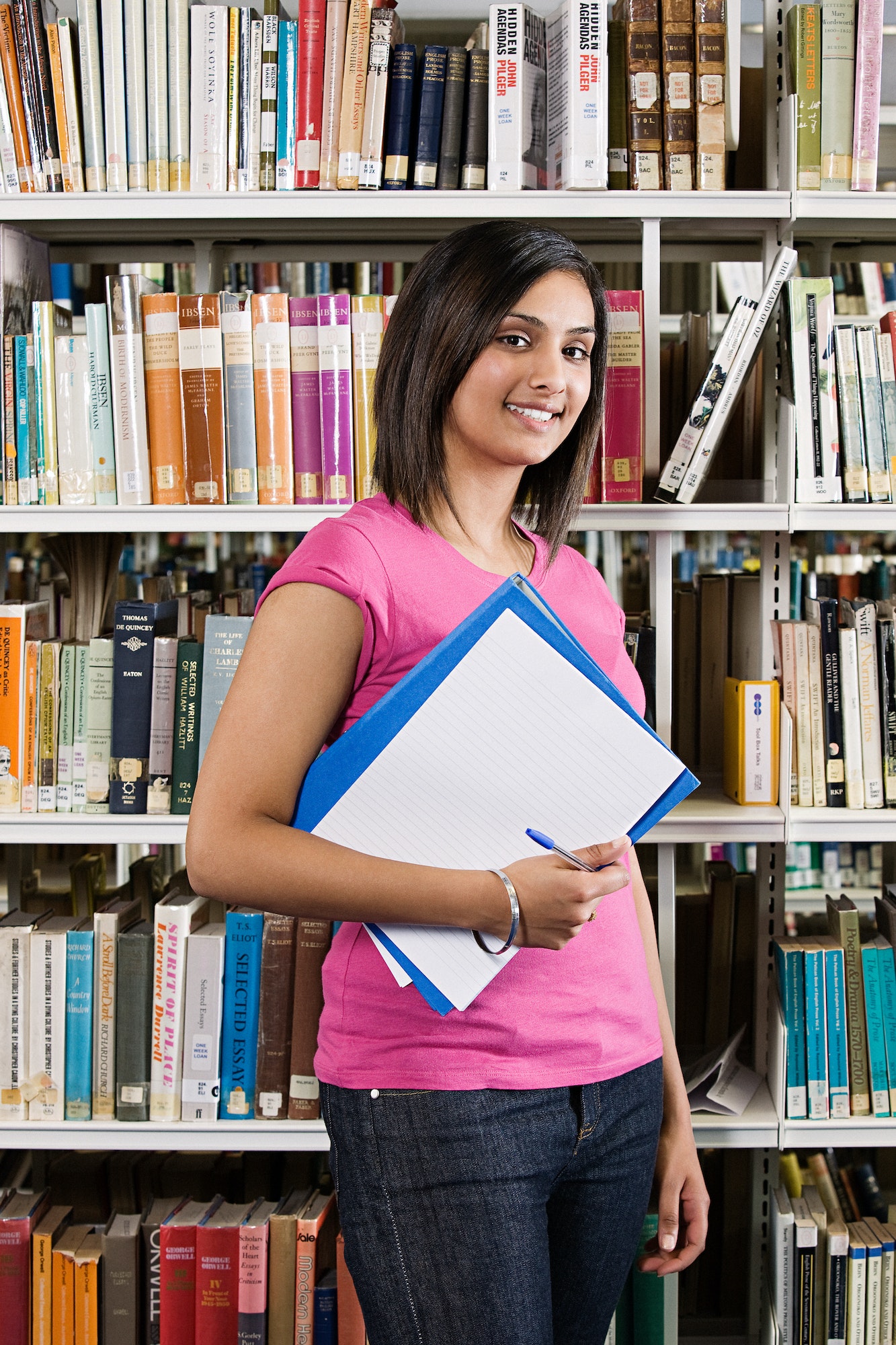 Student in library